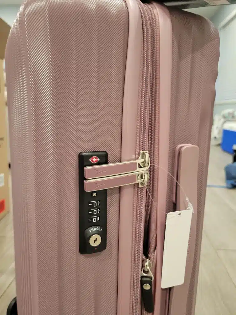 maxlite air with tsa lock