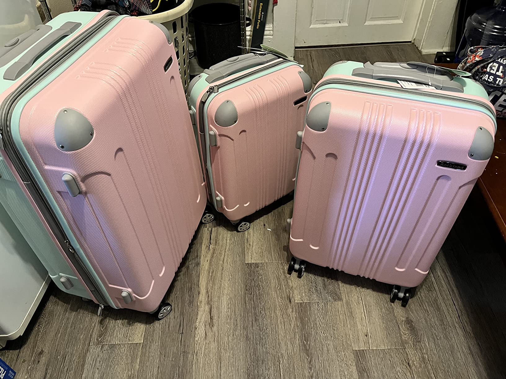 Rockland London Luggage featured