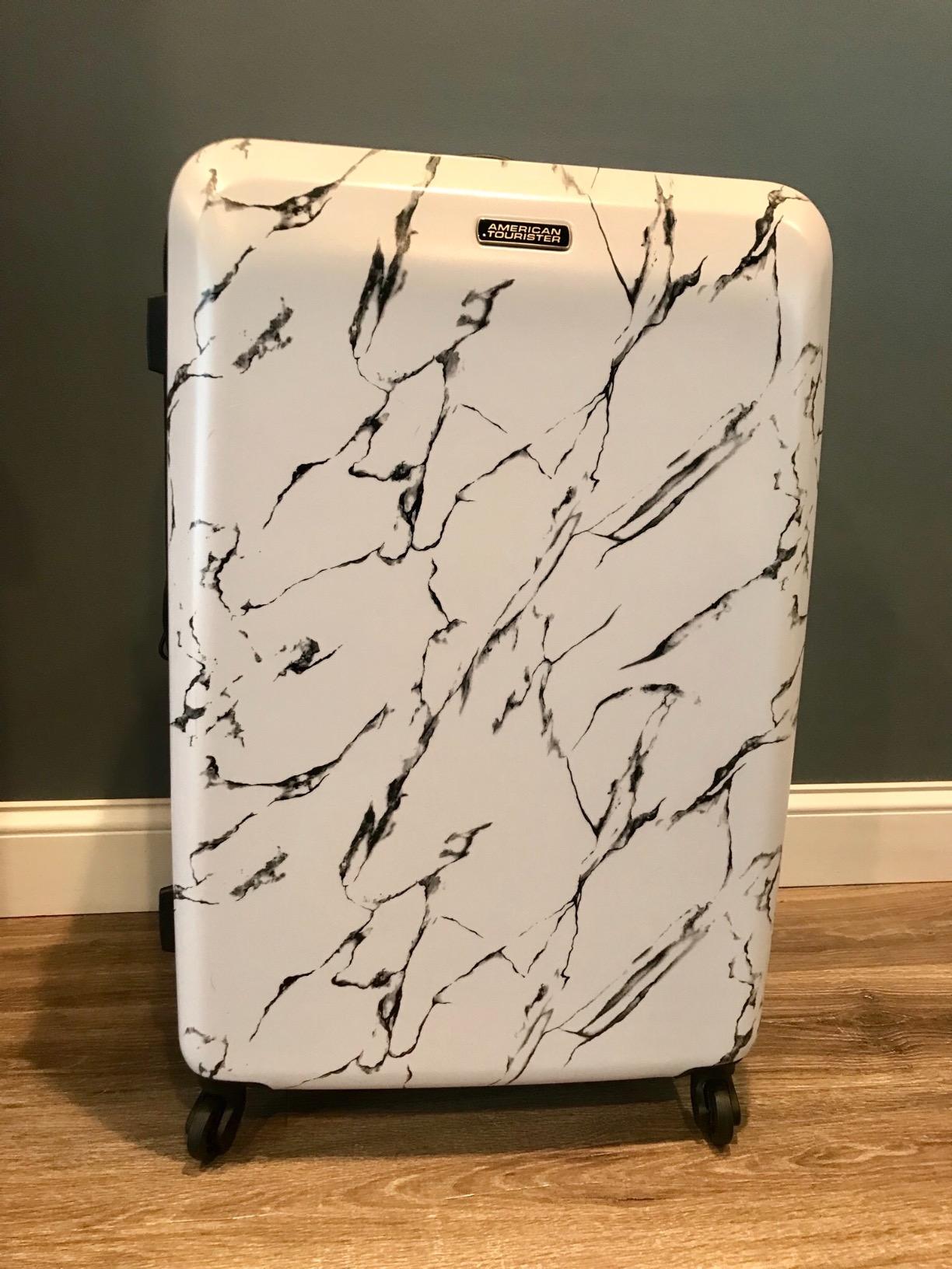 Stylish and lightweight, the American Tourister Moonlight