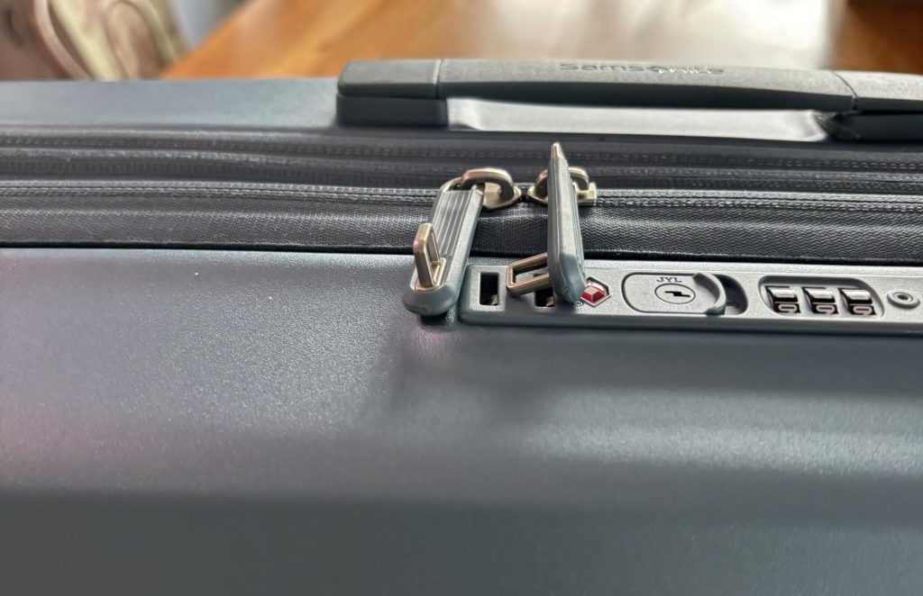 Samsonite UpLIFT TSA lock