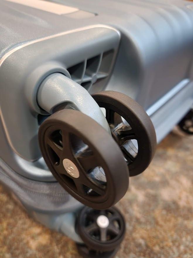 Samsonite UpLIFT rolling wheels