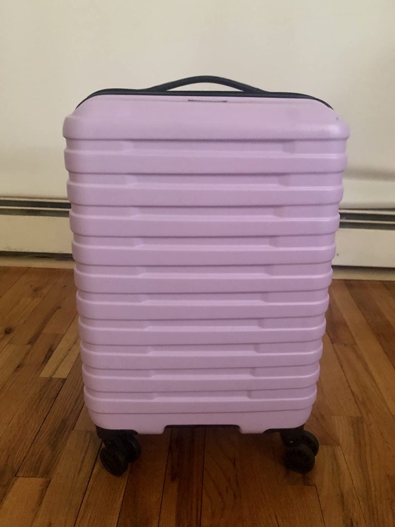 US Traveler Boren Luggage Review: Spacious, Stylish, and Surprisingly Tough luggage review