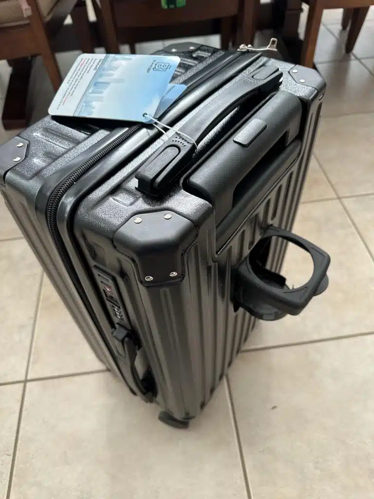 B Waygga carry on luggage